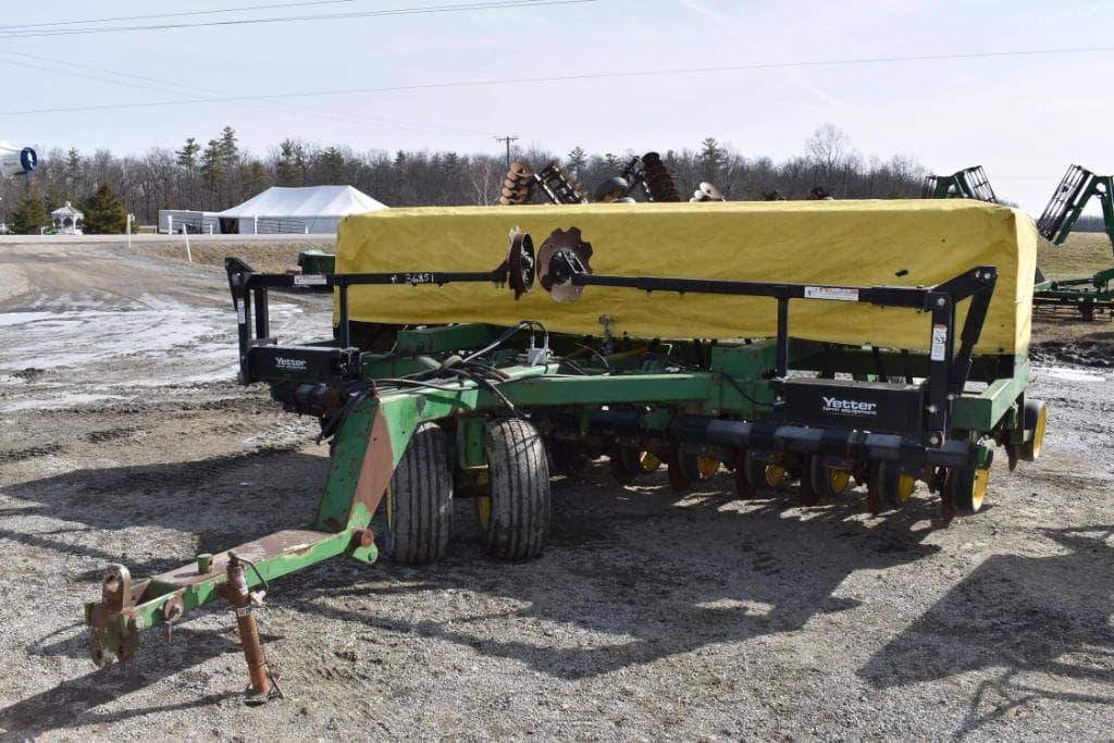 Image of John Deere 750 Primary image