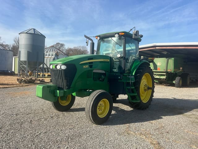 Image of John Deere 7630 equipment image 1