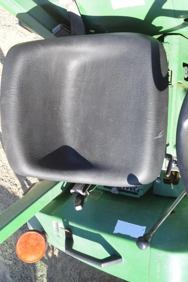 Image of John Deere 770 equipment image 4