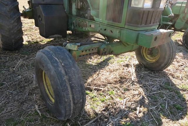 Image of John Deere 7700 equipment image 3