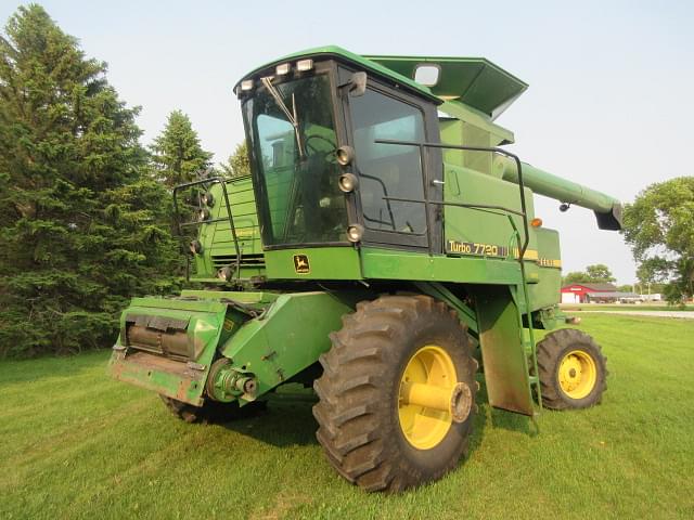 Image of John Deere 7720 Primary image
