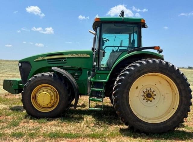 Image of John Deere 7820 equipment image 4
