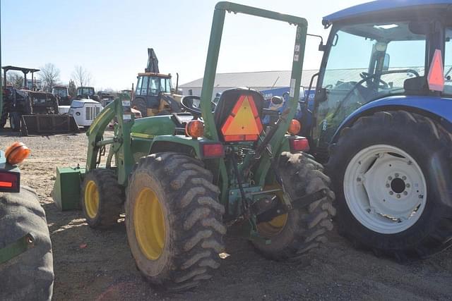 Image of John Deere 790 equipment image 1