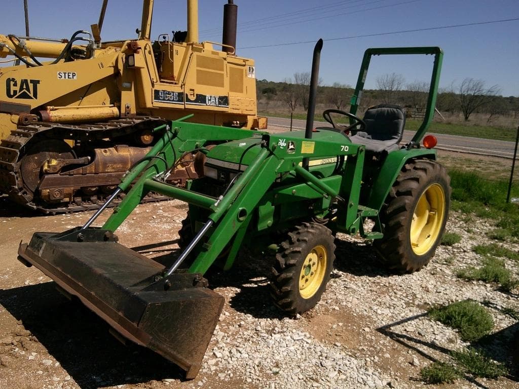 Image of John Deere 790 Image 0