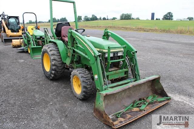 Image of John Deere 790 equipment image 1