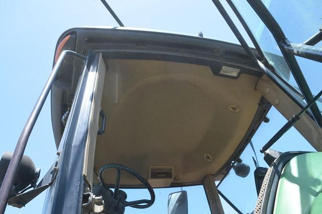 Image of John Deere 7930 equipment image 4