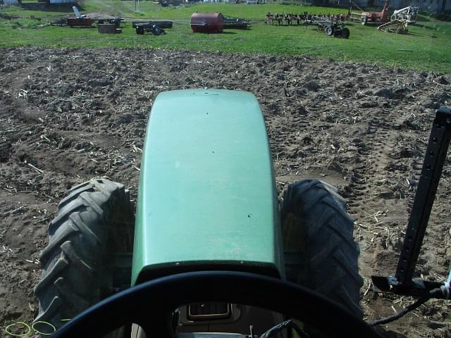 Image of John Deere 8100 equipment image 1