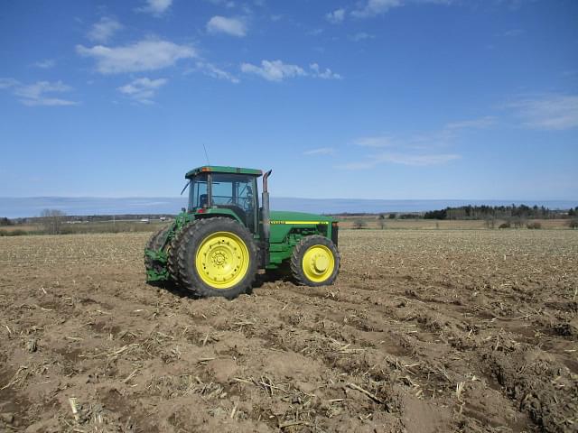 Image of John Deere 8100 equipment image 4