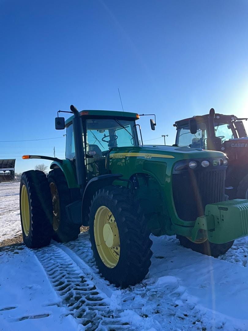 Main image John Deere 8120