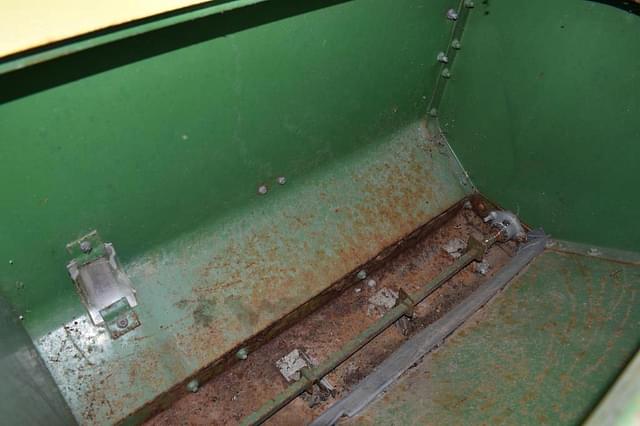 Image of John Deere 8200 equipment image 3