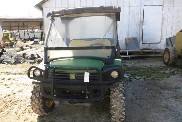 Image of John Deere Gator XUV 825i equipment image 1