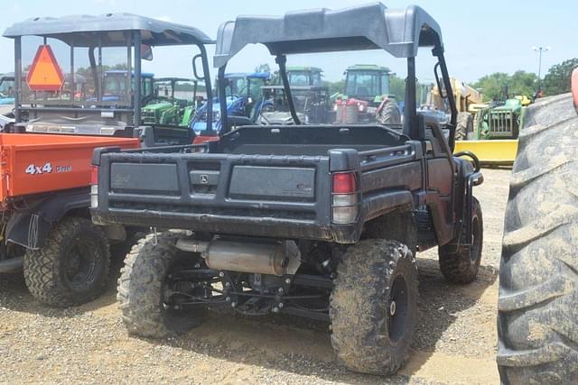 Image of John Deere Gator XUV 825i equipment image 2