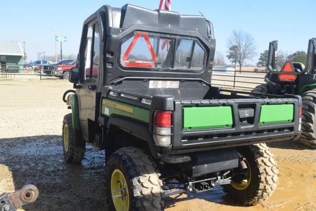 Image of John Deere Gator XUV 825i equipment image 1