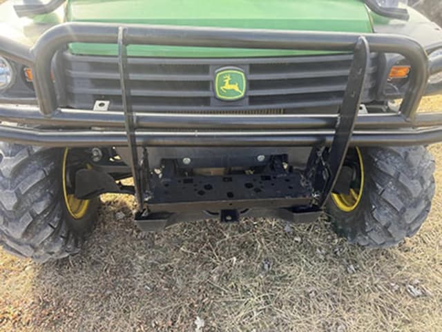 Image of John Deere Gator XUV 825i S4 equipment image 2