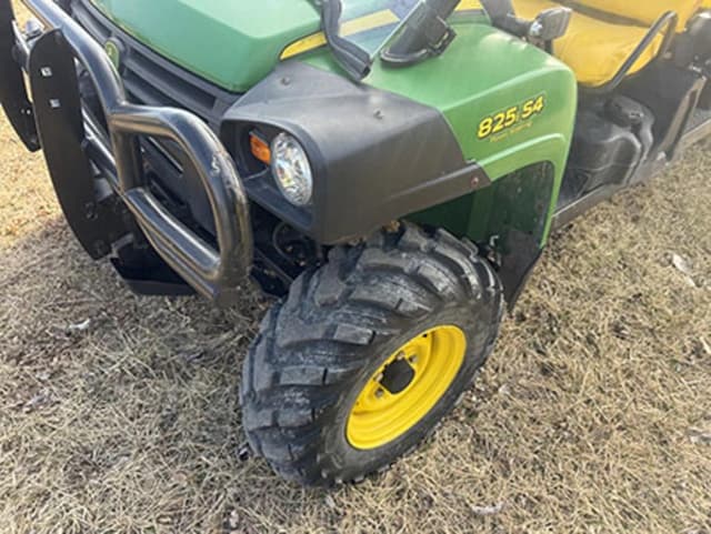 Image of John Deere Gator XUV 825i S4 equipment image 3