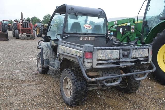 Image of John Deere Gator XUV 825i equipment image 1
