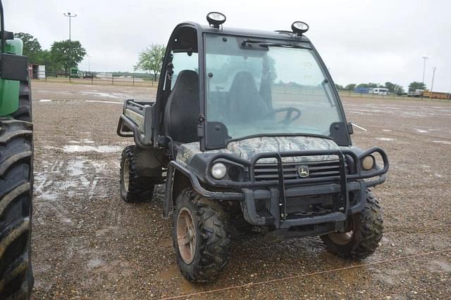 Image of John Deere Gator XUV 825i equipment image 3