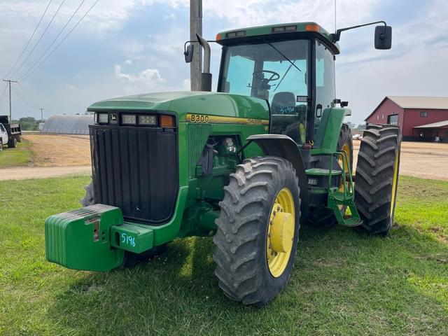 Image of John Deere 8300 equipment image 4