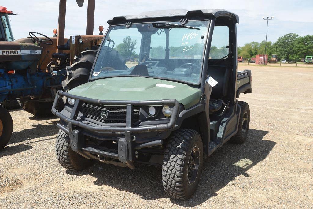 Image of John Deere XUV 835M Primary image