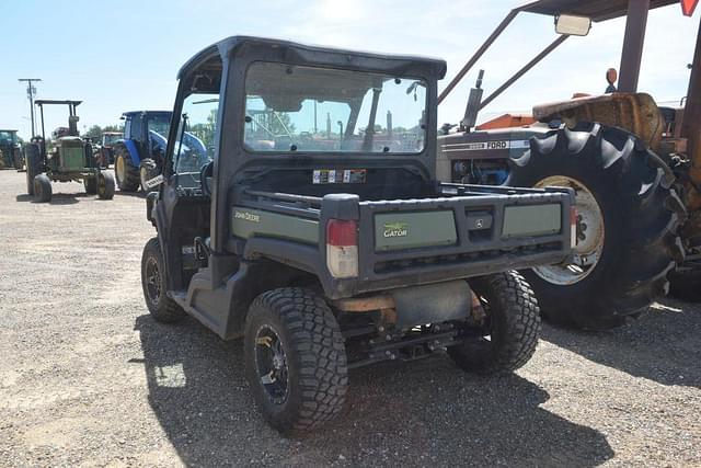 Image of John Deere XUV 835M equipment image 1