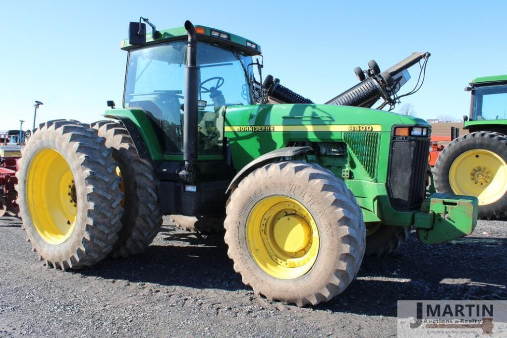 Main image John Deere 8400