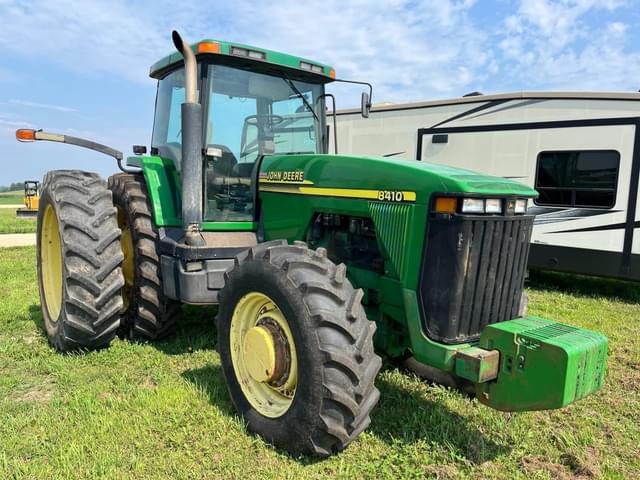 Image of John Deere 8410 equipment image 1