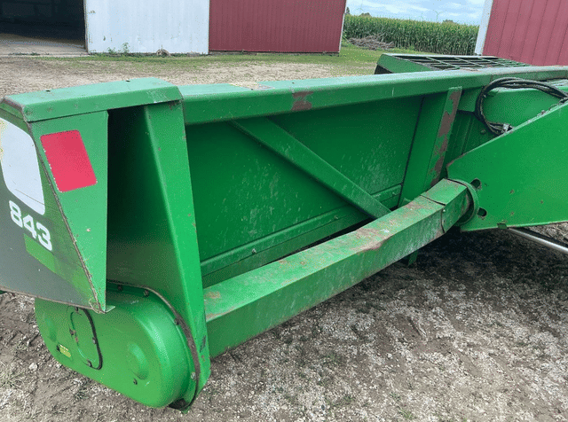 Image of John Deere 843 equipment image 3