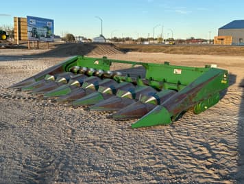 Main image John Deere 843