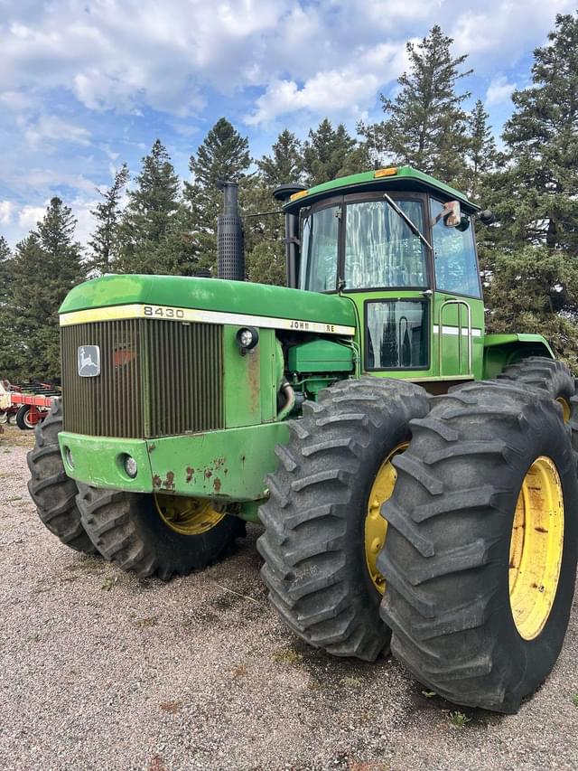 Image of John Deere 8430 equipment image 1