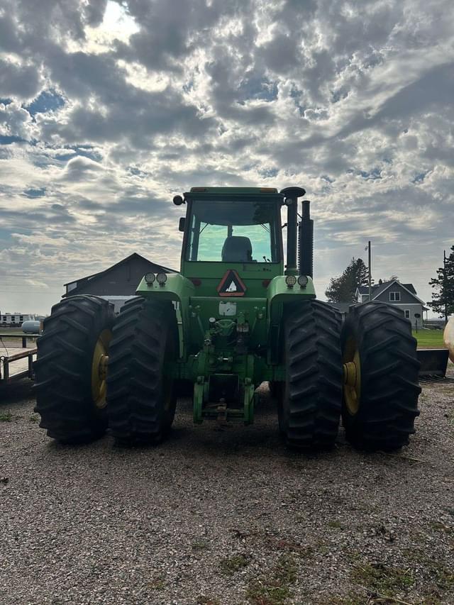 Image of John Deere 8430 equipment image 2