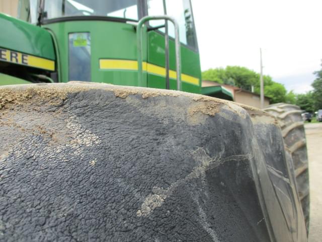 Image of John Deere 8440 equipment image 2