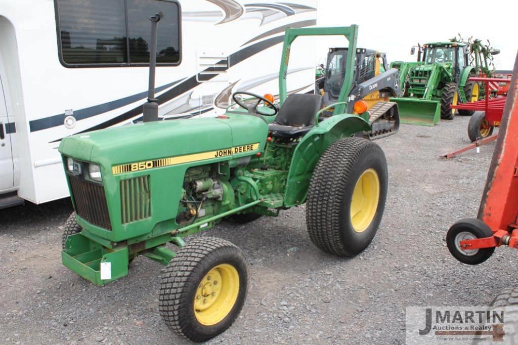 Image of John Deere 850 Primary image