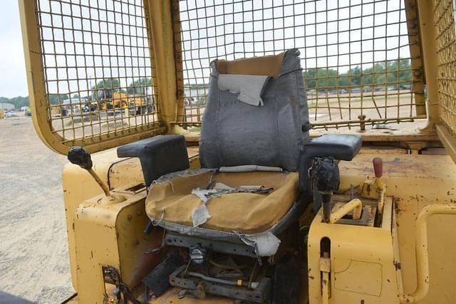 Image of John Deere 850B equipment image 4