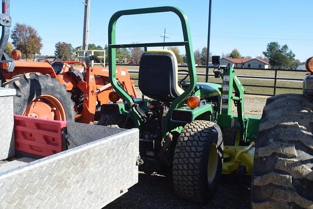 Image of John Deere 855 equipment image 2