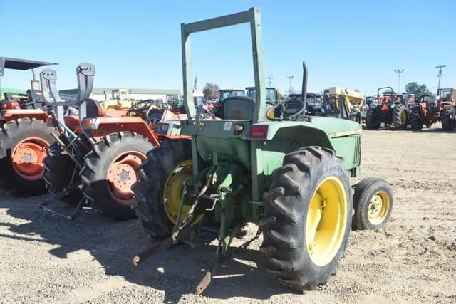Image of John Deere 870 equipment image 2