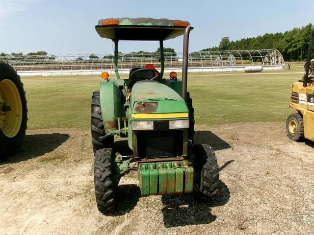 Image of John Deere 870 equipment image 1