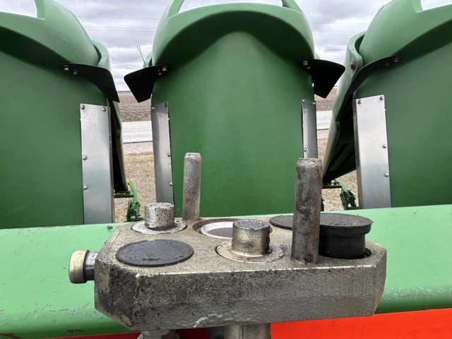 Image of John Deere 893 equipment image 2