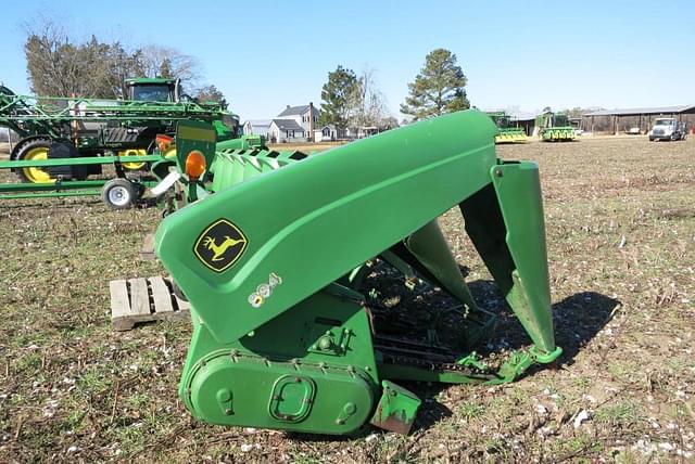 Image of John Deere 894 equipment image 1