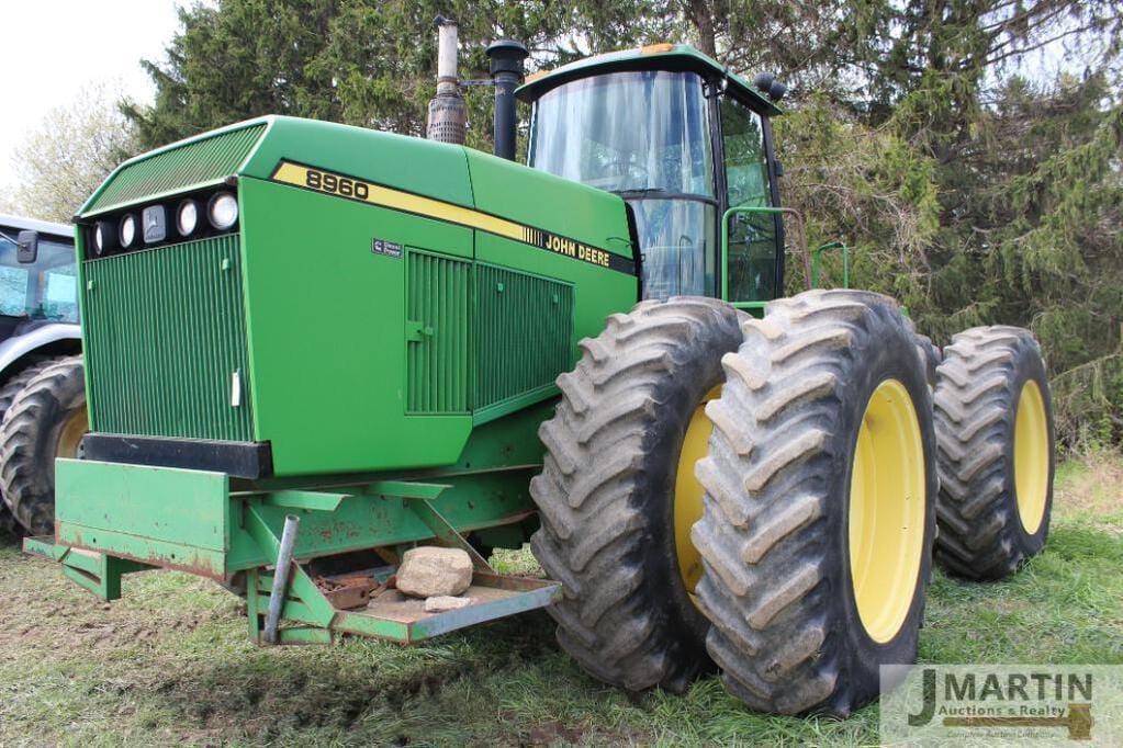 Main image John Deere 8960