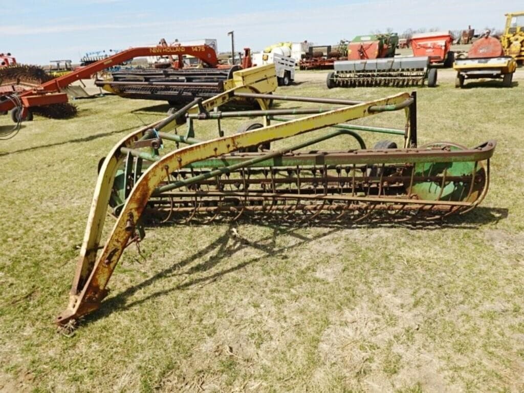 Image of John Deere 896A Primary image