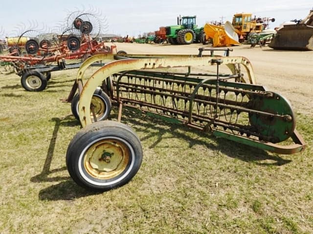 Image of John Deere 896A equipment image 2