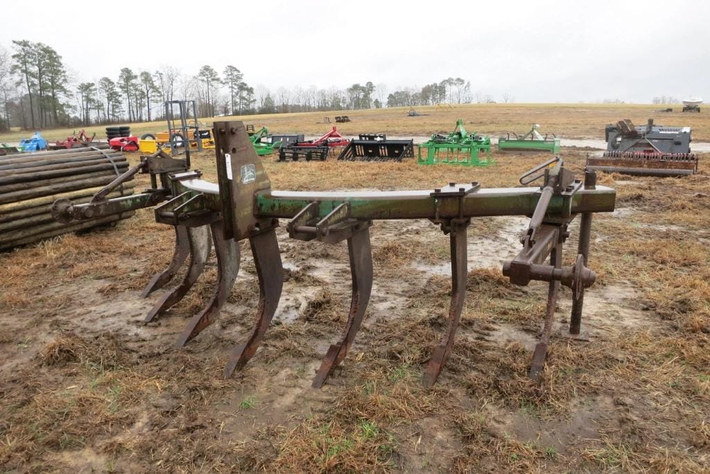 John Deere 900 Equipment Image0