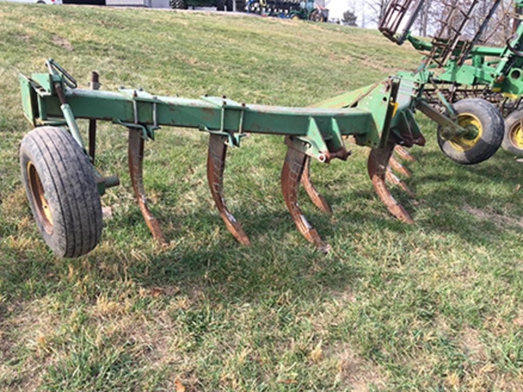 Main image John Deere 900