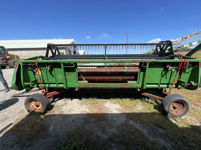 Image of John Deere 915 equipment image 1