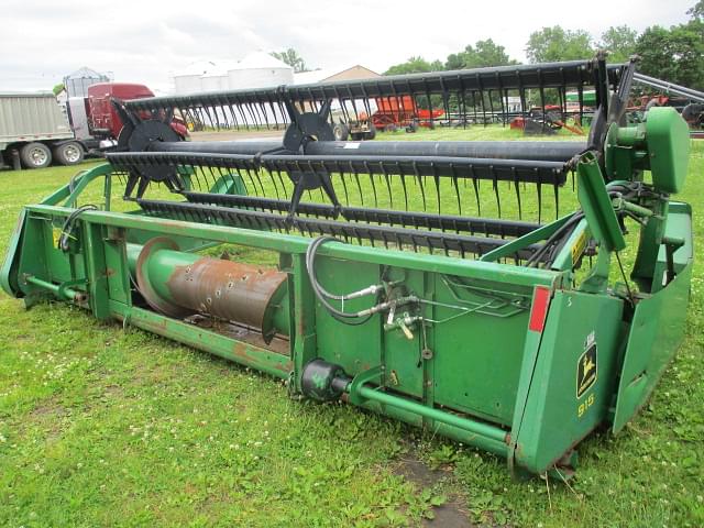 Image of John Deere 915 equipment image 2
