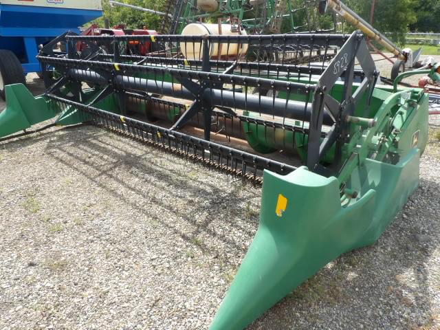 Image of John Deere 915 Image 1