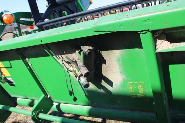 Image of John Deere 920 equipment image 3