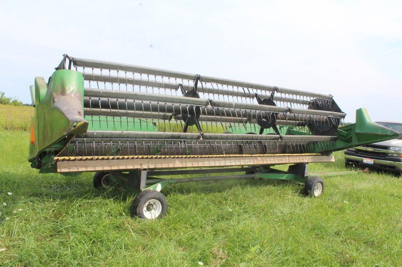 Image of John Deere 920 Image 0