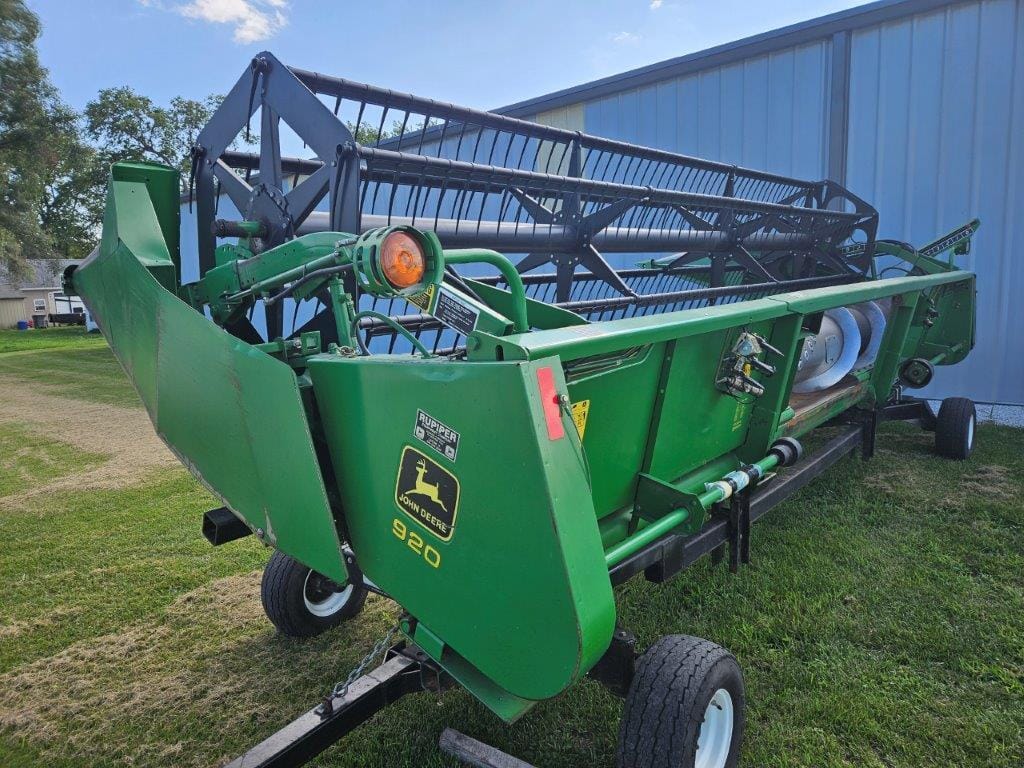 Main image John Deere 920