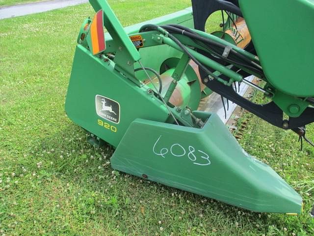 Image of John Deere 920 equipment image 3